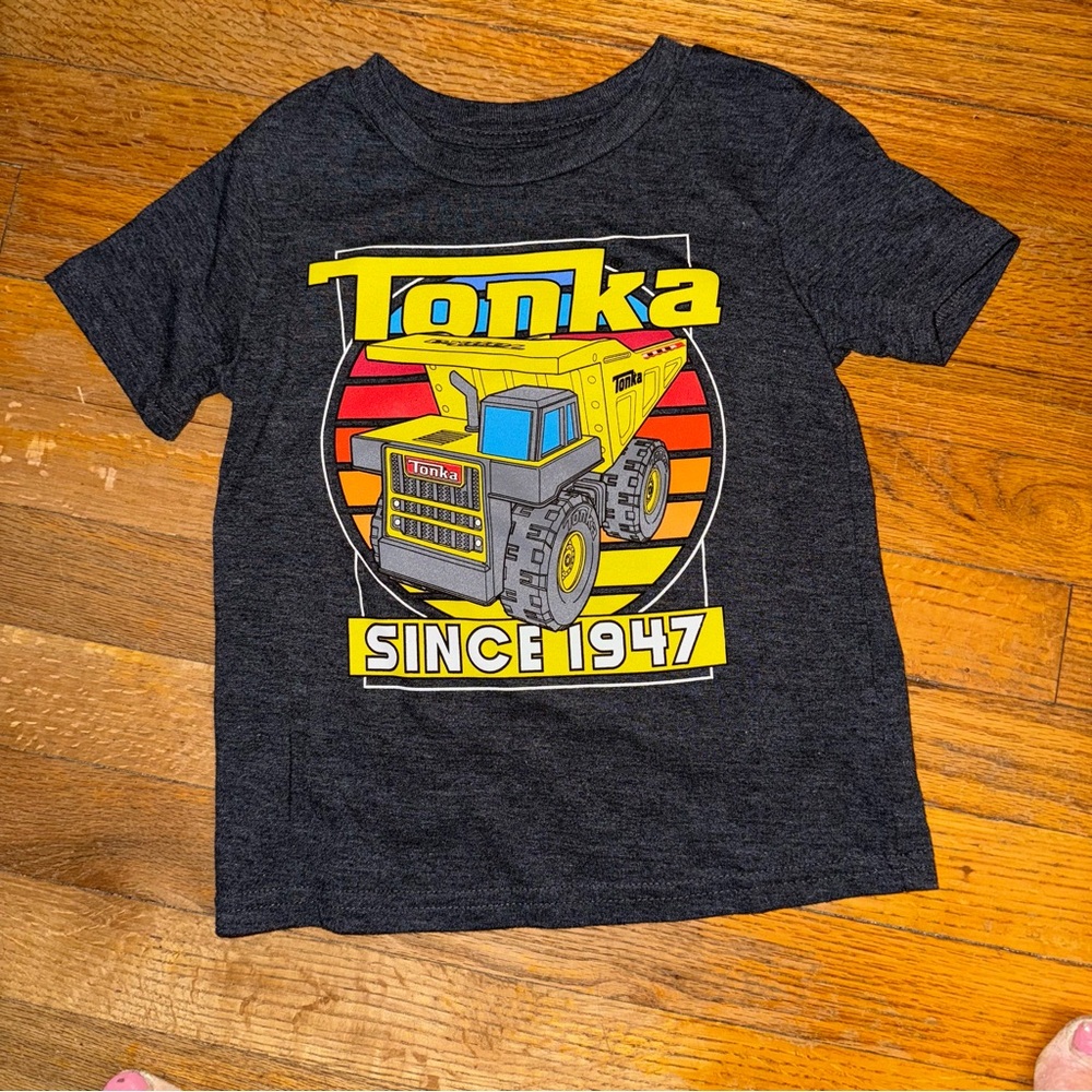 Boy’s Jumping Beans Dark Gray Graphic Print T-Shirt NWOT  #0788